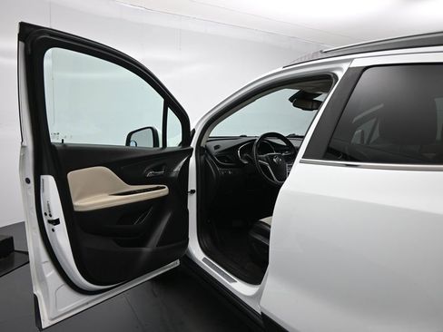 Used 2017 Buick Encore Preferred image 9