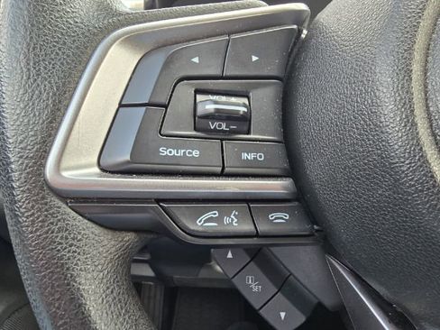 Used 2022 Subaru Impreza 2.0i Premium image 17