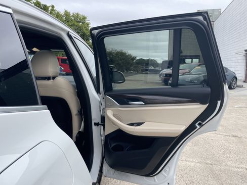 Used 2023 BMW X3 xDrive30i w/ Premium Package image 17