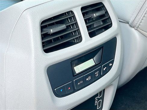 Used 2022 Honda Pilot EX-L image 24