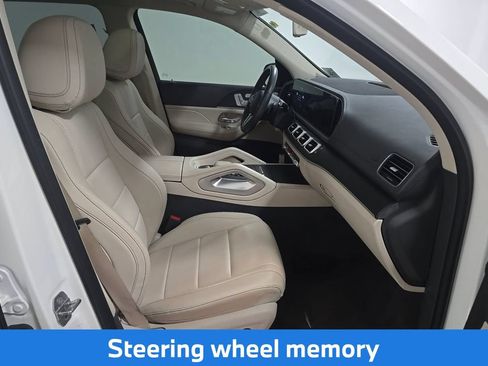 Used 2020 Mercedes-Benz GLS 450 4MATIC image 16