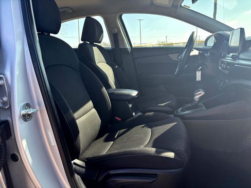 Used 2021 Kia Forte LXS image 8