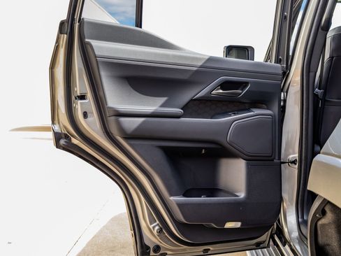 Used 2026 Lexus GX 550 w/ Accessory Package (2T) image 37