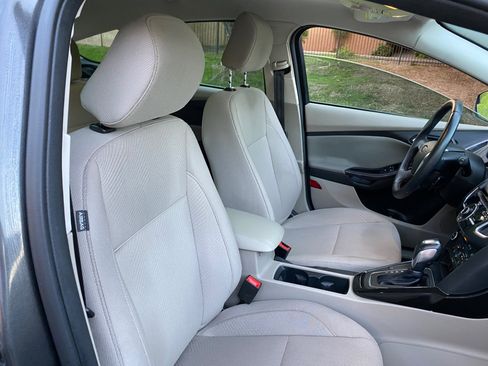 Used 2016 Ford Focus Electric Hatchback image 46