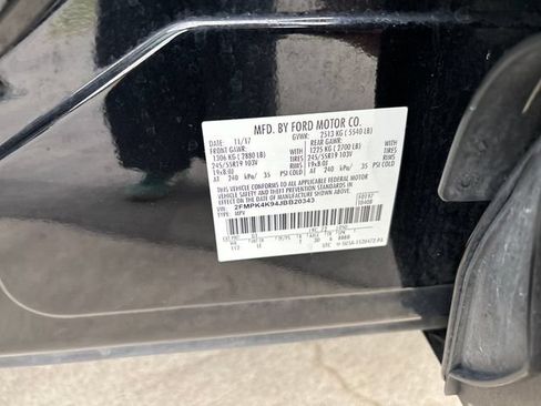 Used 2018 Ford Edge Titanium AWD/4WD image 30
