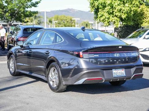 Certified 2025 Hyundai Sonata SE FWD image 9