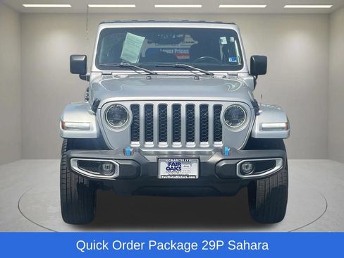 Used 2023 Jeep Wrangler Unlimited Sahara w/ Cold Weather Group AWD/4WD image 5