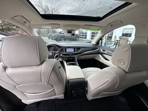 Certified 2024 Buick Enclave Avenir w/ Avenir Technology Package image 21