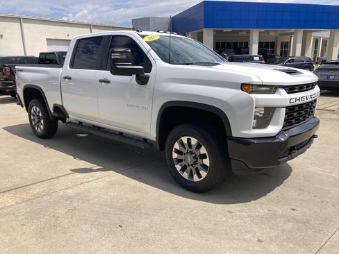 Used 2023 Chevrolet Silverado 2500 Custom w/ Gooseneck/5TH Wheel Package AWD/4WD image 3