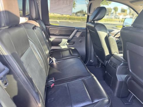 Used 2012 Nissan Titan SL w/ SL Technology Pkg image 21