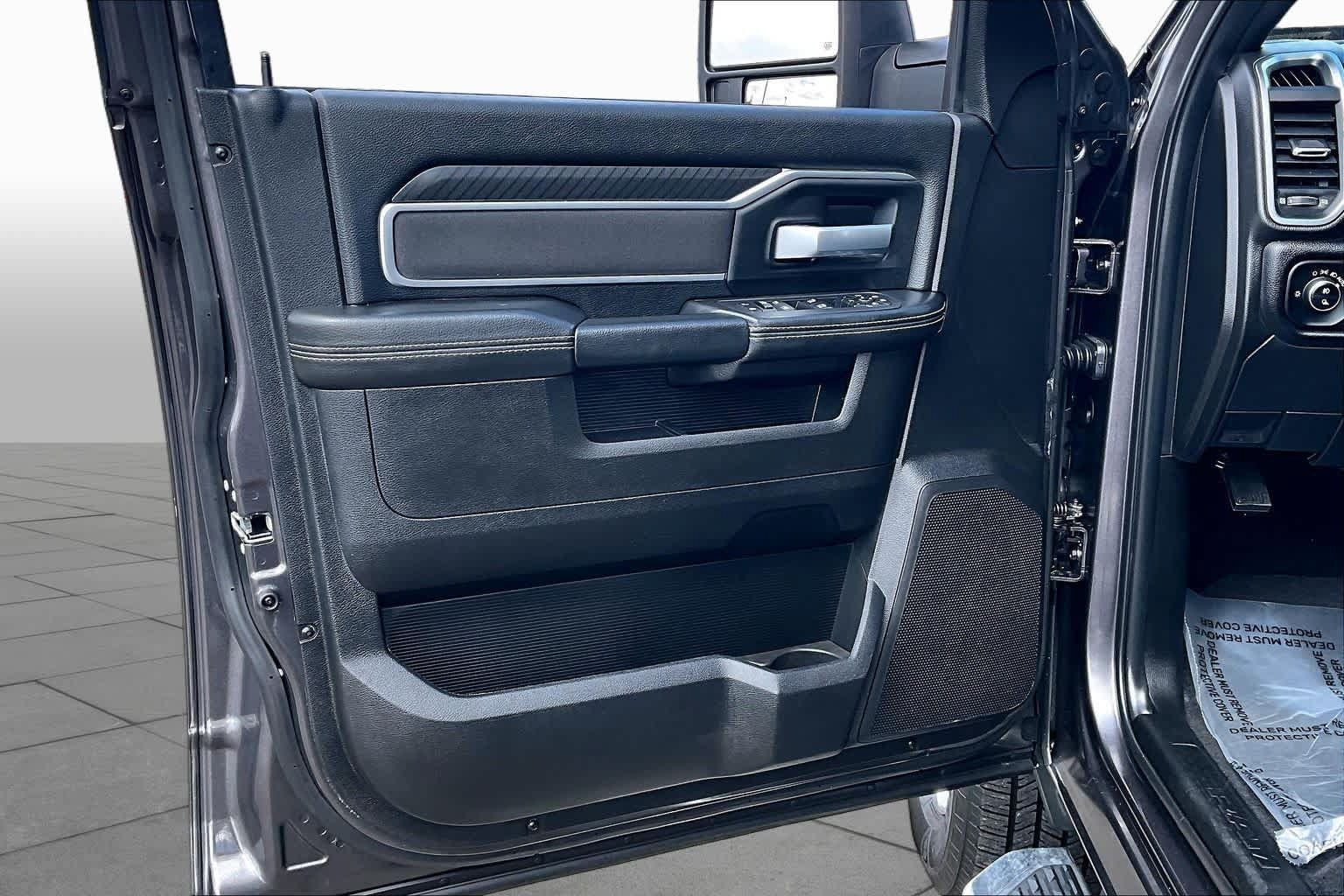 Used 2025 RAM 2500 Big Horn AWD/4WD image 21