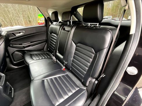 Used 2023 Ford Edge SEL image 21
