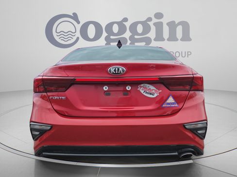 Used 2019 Kia Forte LXS FWD image 4