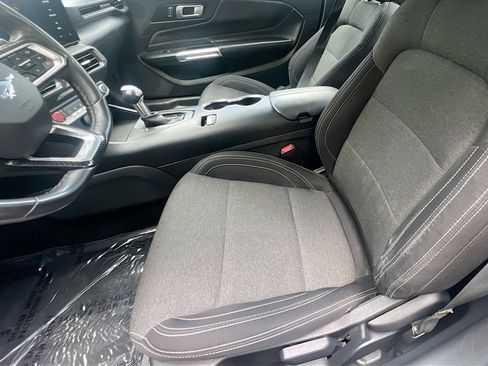Used 2024 Ford Mustang Coupe RWD image 21