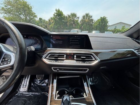 Used 2020 BMW X5 M50i AWD/4WD image 11