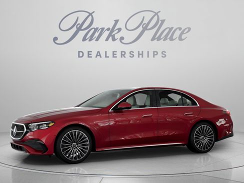 Used 2026 Mercedes-Benz E 350 Sedan image 7