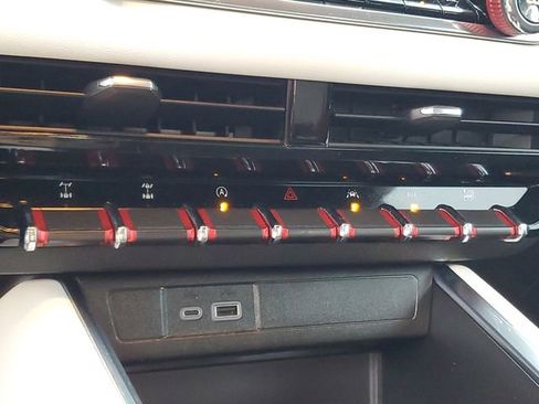 Used 2023 GMC Canyon AT4X image 23