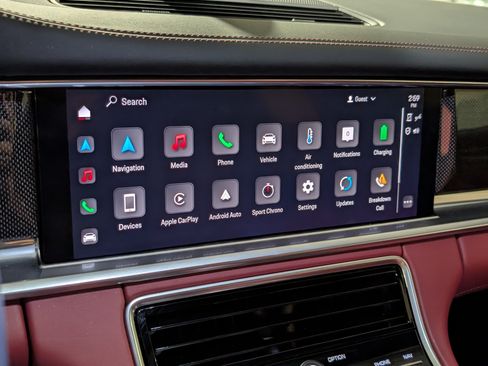 Certified 2023 Porsche Panamera 4S AWD/4WD image 35
