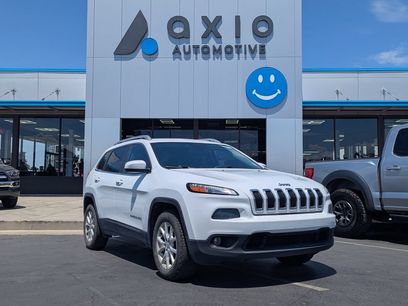 Used 2018 Jeep Cherokee Latitude w/ Cold Weather Group