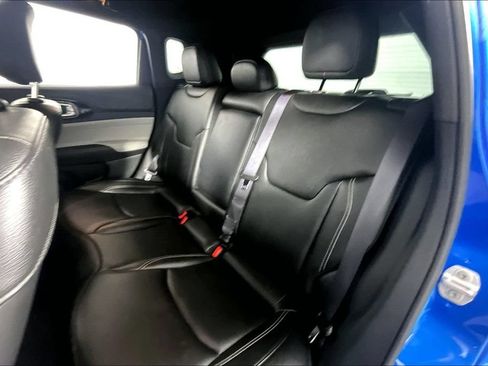 Used 2025 Jeep Compass Limited AWD/4WD image 25