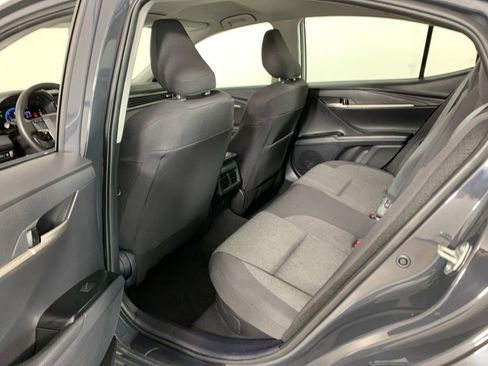 Used 2025 Toyota Camry LE image 28