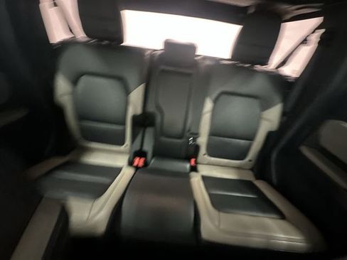 Used 2023 Ford Bronco Wildtrak AWD/4WD image 24