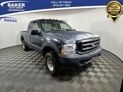 Used 1999 Ford F250 XLT image 2