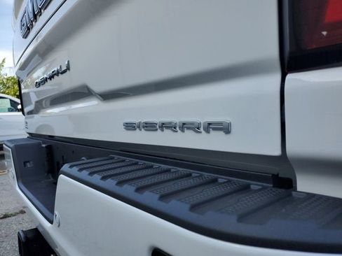 New 2026 GMC Sierra 3500 Denali Ultimate AWD/4WD image 8
