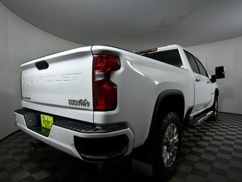 Used 2022 Chevrolet Silverado 3500 High Country w/ Z71 Off-Road Package AWD/4WD image 11