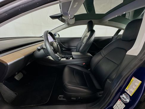 Used 2018 Tesla Model 3 Long Range RWD image 13