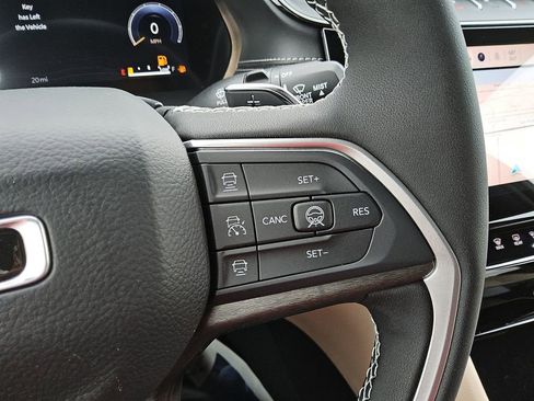 New 2026 Jeep Grand Cherokee Limited w/ Limited Altitude Package image 27