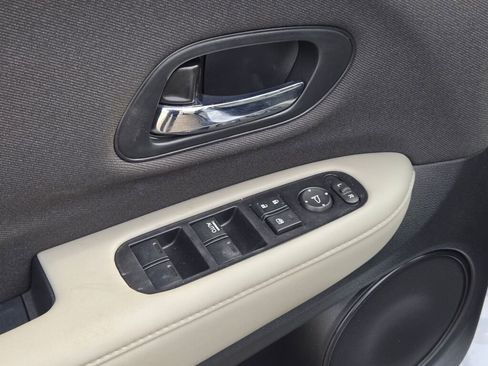 Used 2021 Honda HR-V LX image 20