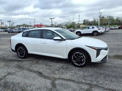Used 2025 Kia K4 EX FWD image 9