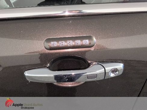 Used 2011 Lincoln MKX AWD w/ 101A Rapid Spec Order Code image 49