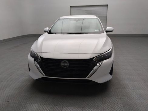 Used 2024 Nissan Sentra SV w/ Lighting Package image 15