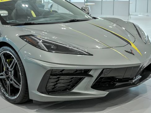 Used 2023 Chevrolet Corvette Stingray Premium Conv w/ Battery Protection Package RWD image 3