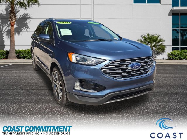 Used 2019 Ford Edge Titanium FWD image 3