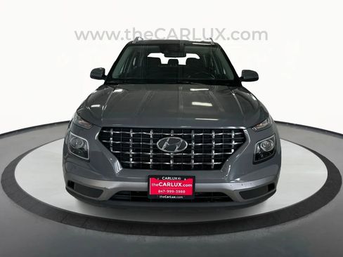 Used 2021 Hyundai Venue SEL image 2