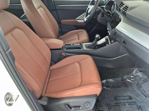 Certified 2025 Audi Q3 2.0T Premium w/ Convenience Package AWD/4WD image 20