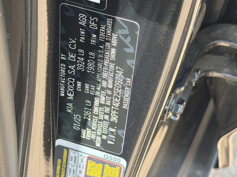 Used 2025 Kia K4 FWD image 33