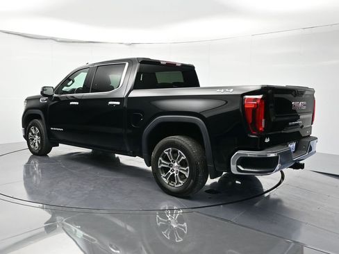 Certified 2024 GMC Sierra 1500 SLT image 8
