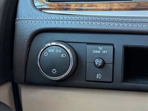Used 2013 Cadillac Escalade ESV Platinum AWD/4WD image 10