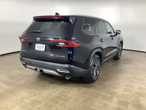 Used 2025 Toyota Grand Highlander AWD Hybrid image 6