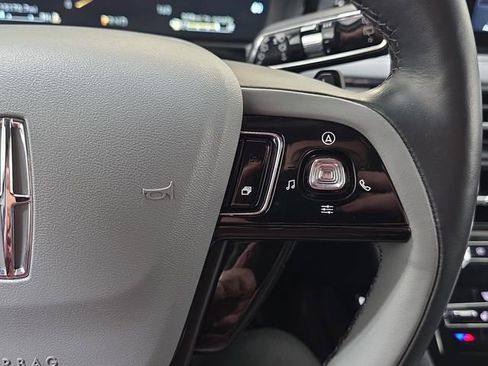 Certified 2022 Lincoln Corsair Reserve w/ Elements Package image 14