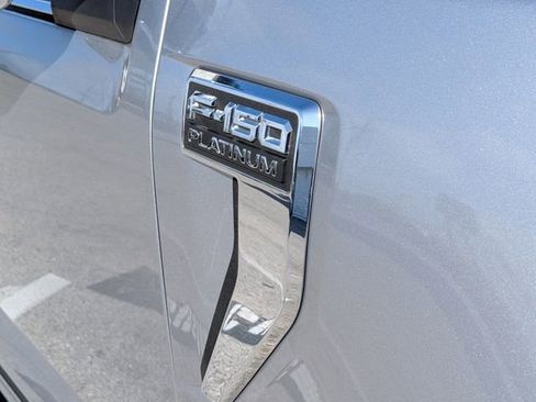 Used 2023 Ford F150 Platinum image 12