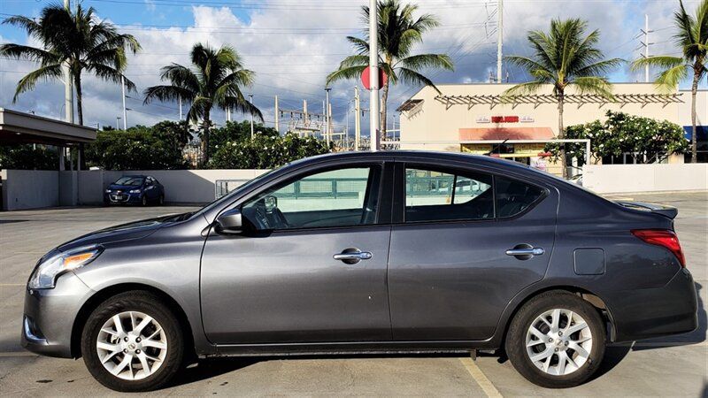 Used 2018 Nissan Versa SV w/ SV Special Edition FWD image 2