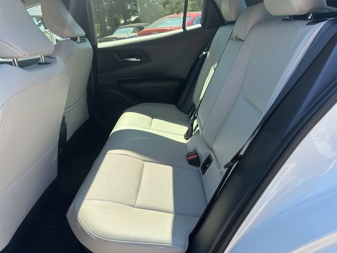 Used 2024 Toyota Prius Limited w/ Limited Premium Package FWD image 22