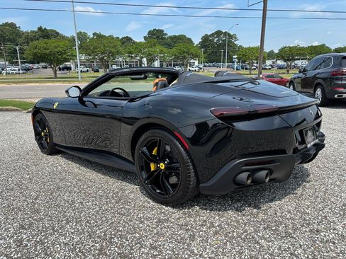 Used 2025 Ferrari Roma Spider RWD image 15