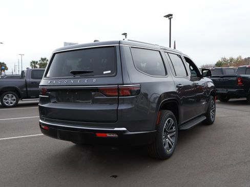 New 2025 Jeep Wagoneer 4WD w/ Premium Group I image 6