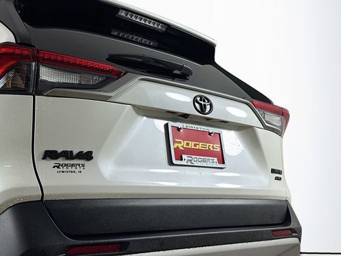 Certified 2022 Toyota RAV4 Limited image 27